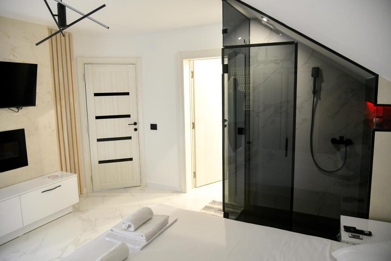 Hotel Pansion Eden à Ni Extérieur photo